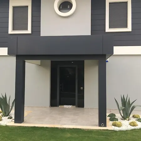 Zuenbuels Villas Vilă