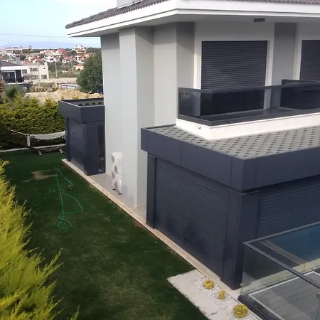 Zuenbuels Villas Vilă *